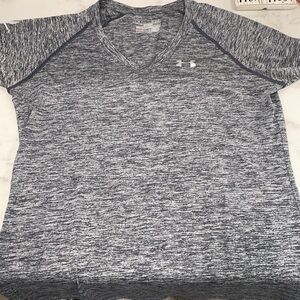 Under armour dry fit work out shirt